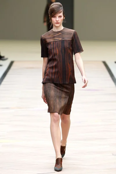 Look 20
